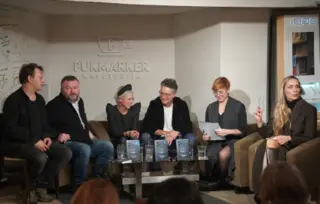 Gorki savremeni svet društvenih mreža ogrnut sjajnim humorom: Održana promocija knjige „Lajk“ Srđana Dragojevića