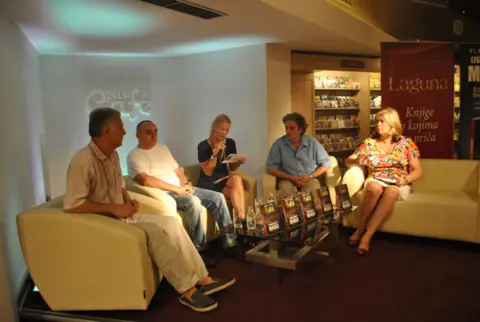 Knjiga „Let“ predstavljenja u Aranđelovcu - slika 1