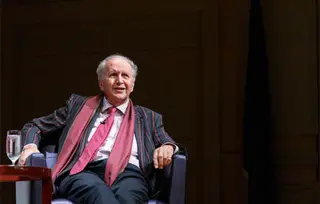 Aleksandar Mekol Smit: Na lepšoj strani stvarnosti