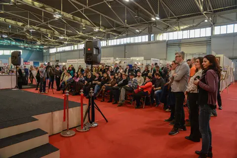 Uspešna gostovanja Laguninih pisaca na Sajmu knjiga u Novom Sadu - slika 2