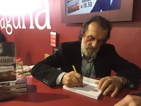 Regionalni obožavaoci serijala „Pesma leda i vatre“ nalaze nedokazive sličnosti sa domaćim prilikama… - slika 7