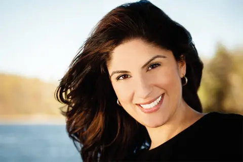 Intervju sa Nadijom Hašimi, autorkom i zastupnicom ženskih prava - slika 1