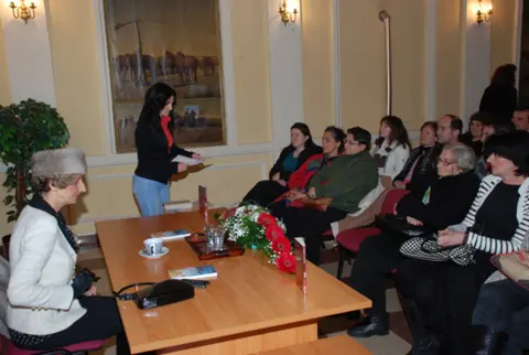 Građani Kačareva dirnuti knjigom „Spas“ Isidore Bjelice - slika 1