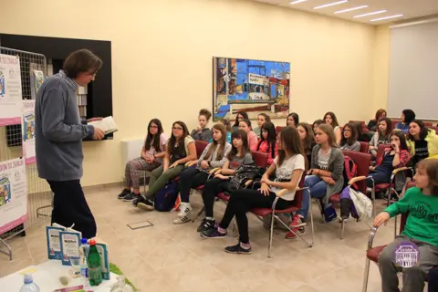 Lagunin pisac Branko Stevanović predstavio „Urnebesnu fiziku“ u Biblioteci šabačkoj - slika 1