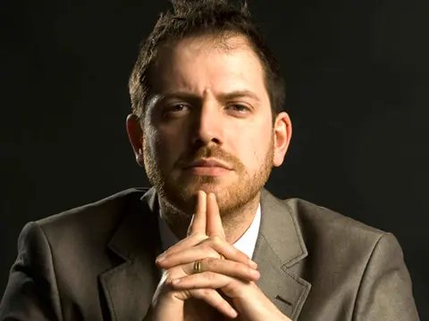 Kada sam počeo da pišem serijal „Prvi zakon“, hteo sam da napišem priču koju bih želeo da pročitam - slika 1