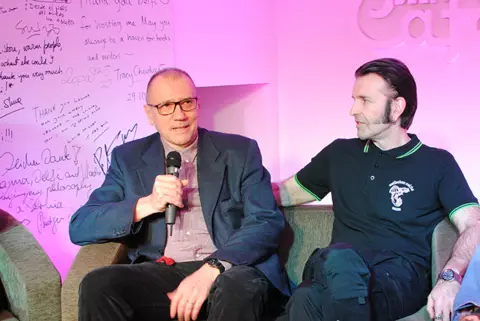 Predstavljen roman „Legenda o neosvojivom gradu“ - slika 3