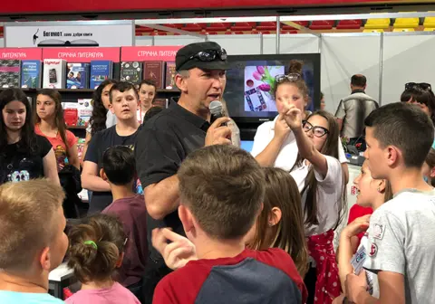 Prva dva nastavka serijala „Zagonetne priče“ Uroša Petrovića objavljena i u Makedoniji - slika 2