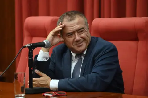 Vladimir Pištalo: Moj roman je priča o vatrama i suknjama, o ludilu i vešticama - slika 1