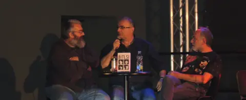 U Vranju predstavljene „Suze Svetog Nikole“ - slika 1