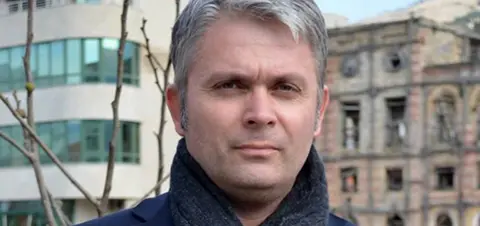 Elvedin Nezirović: Mostar, kasaba prepuna zgarišta i ruševina - slika 1