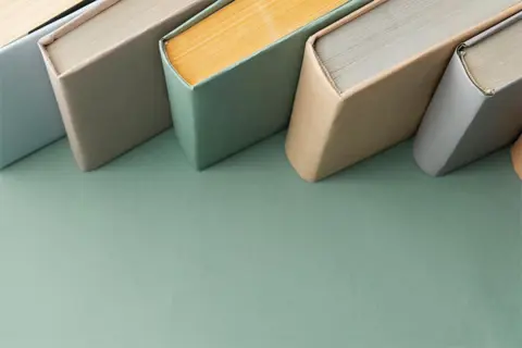 7504