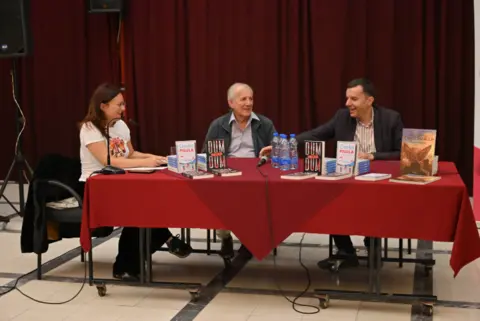 Pavle Zelić predstavio „Gorku pilulu“ u Rumi - slika 1