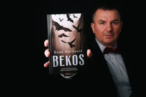 IMG-64542C20Irfan20LiC48Dina2028229