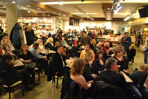 Održana glamurozna promocija romana „Jedanaest dana“ Jelene Jevremović Nedeljković - slika 1