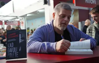 Vladimir Kecmanović: Svaka tema za pisca je burna