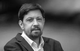 Preminuo novinar, urednik i pisac Peđa Obradović, autor romana „Srž“