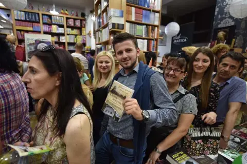 Paolo Konjeti, italijanski književnik: Polja večitog leda - slika 2