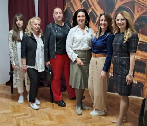 IMG-8e882dc94f4563626ffbc53585015b65-V