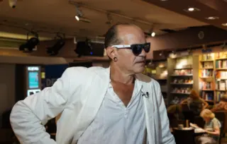 Predstavljen novi roman Nenada Rackovića – „Aspirin supernova“ kao distopija