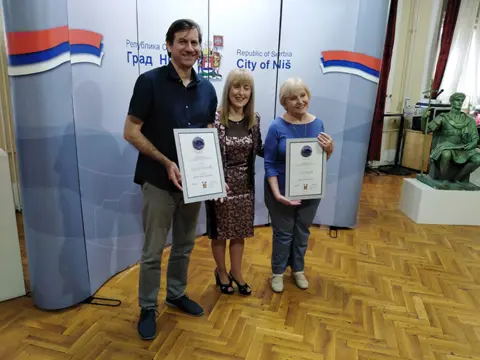 Sonji Ćirić uručena Nagrada Grada Niša „Maleni cvet“ - slika 1