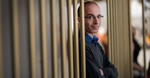 Juval Noa Harari, filozof koji nas navodi da se zamislimo nad budućnošću čovečanstva - slika 1