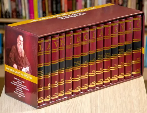 tolstojkompletpozadina750