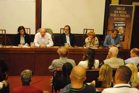 Predstavljena knjiga „Ko je ubio Katarinu“ Vuka Draškovića - slika 4