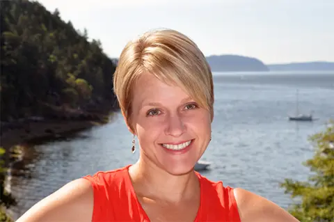 Autorka Keli Estiz priča o svom prvom romanu: „Devojka koja je pisala svilom“ - slika 1