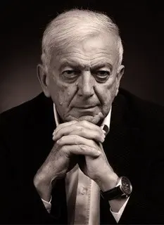 Prikaz knjige „Hronika nastranosti“: Šta sve može (lud) čovek na vlasti - slika 1