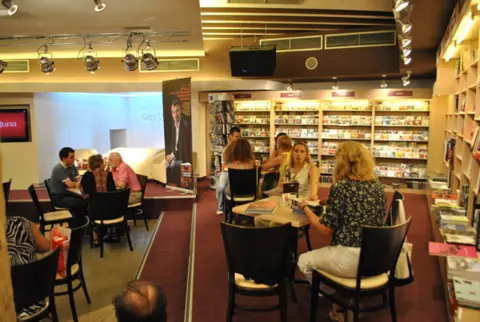 Predstavljena knjiga „YU puzzle“ Radeta Jarka - slika 1