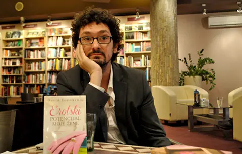 David Foenkinos - Uz podsmeh se lakše živi - slika 1