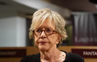 Slavenka Drakulić o romanu „Frida ili o boli“: Fridina umetnost nosi snagu, upornost i borbu protiv nepravednih društvenih normi